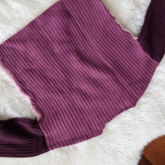 Color Block cropped sweater - Picture 3 of 5